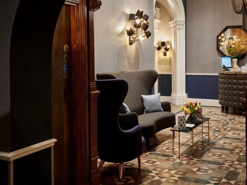 Oddfellows On The Park Cheadle  Exteriör bild The hotel's lobby