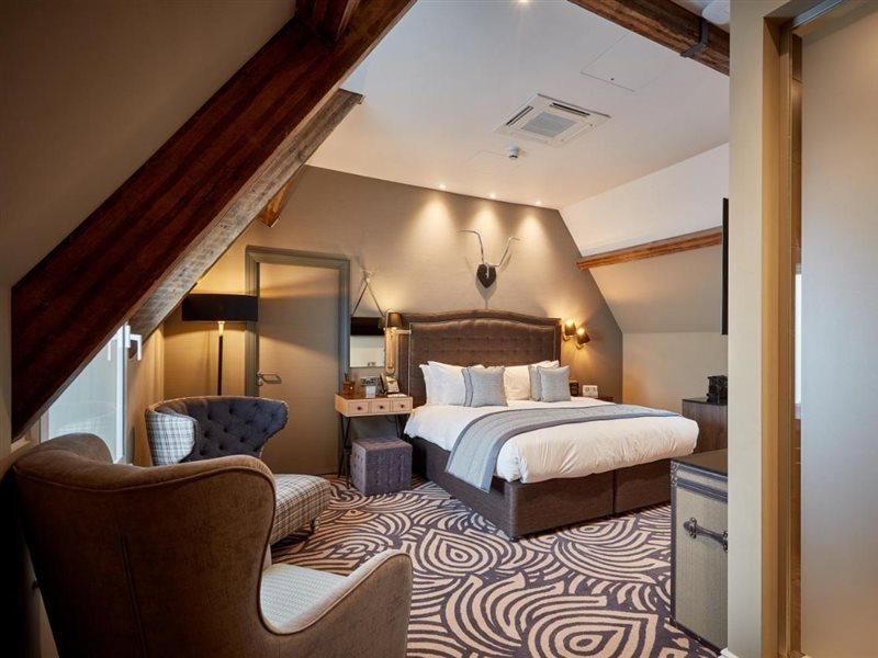 Oddfellows On The Park Cheadle  Exteriör bild A room at The Swan