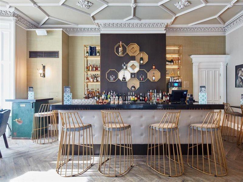 Oddfellows On The Park Cheadle  Exteriör bild The bar at the 2018 refurbished hotel
