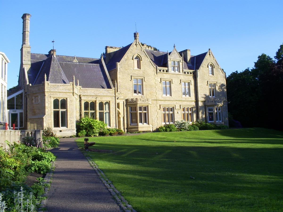 Oddfellows On The Park Cheadle  Exteriör bild The former Royal Samaritan Hospital