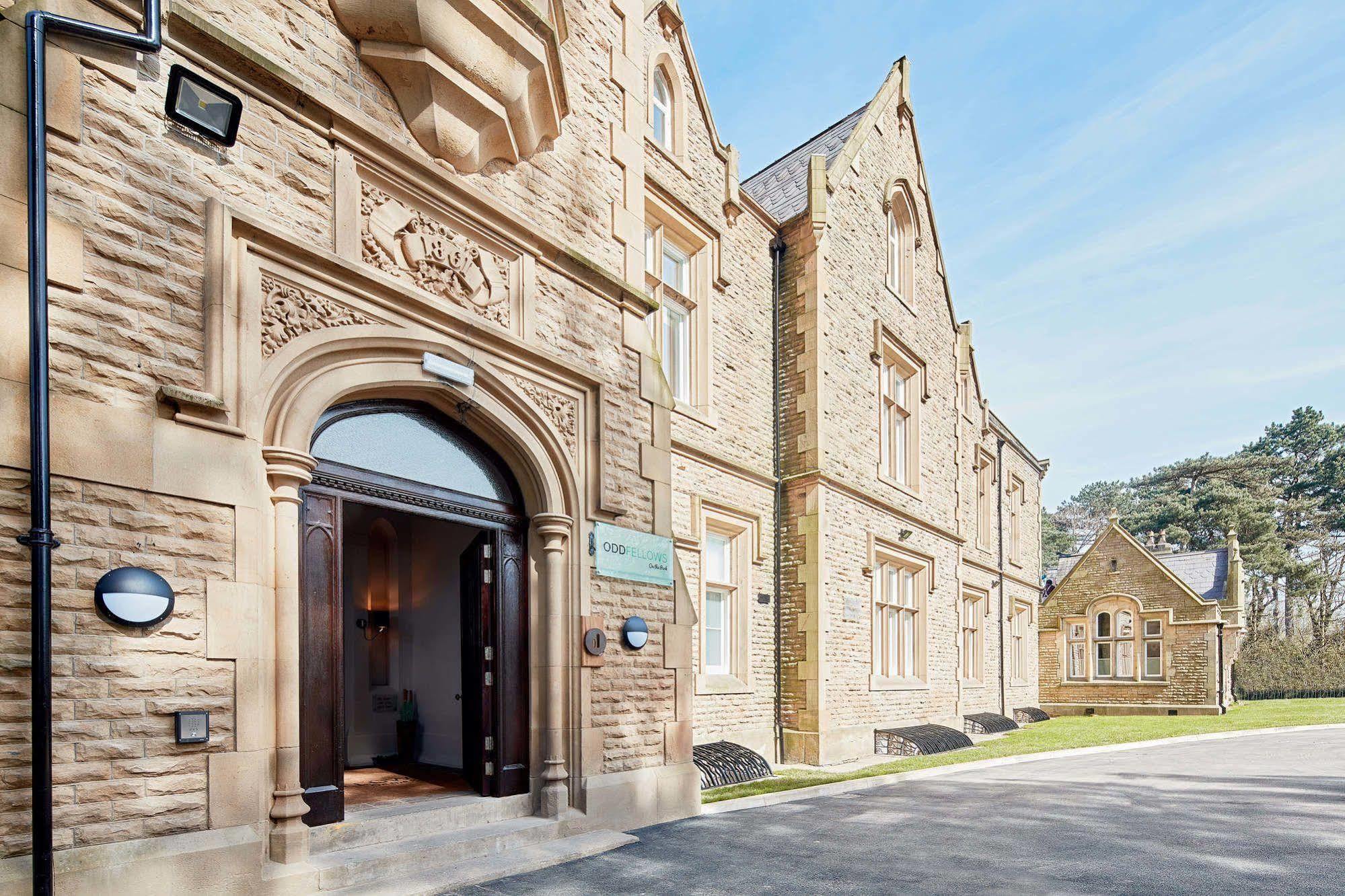 Oddfellows On The Park Cheadle  Exteriör bild The former school buildings